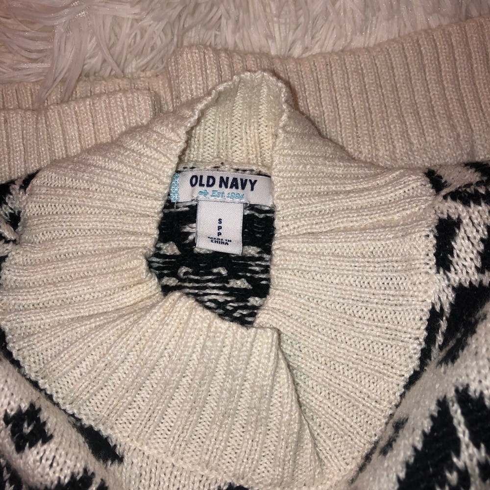 Winter Sweater - Picture 2 of 3